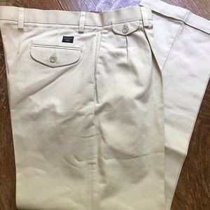 Dockers khaki’s NWT cuffed dress pants